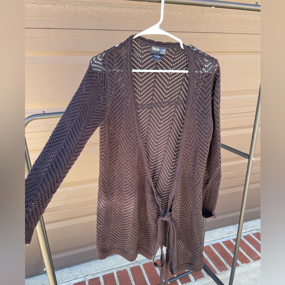Vintage Style & Co woven cardigan tagged women’s size medium petite
